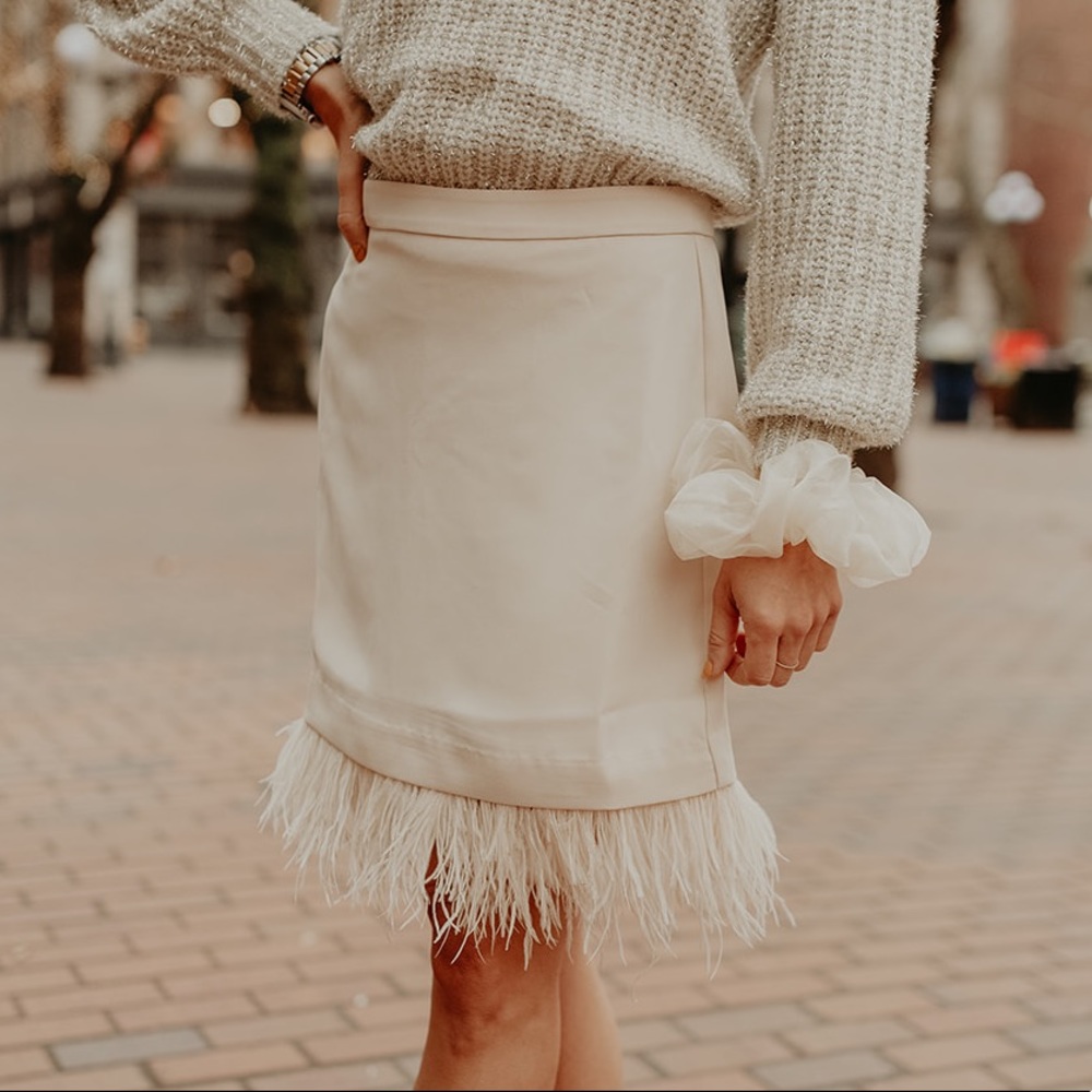 Pencil skirt with feather trim